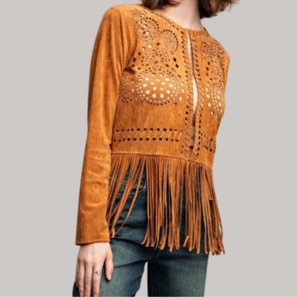 New Boutique Fabulous Faux Suede Fringe Detailed Lightweight Jacket - Picture 4 of 7